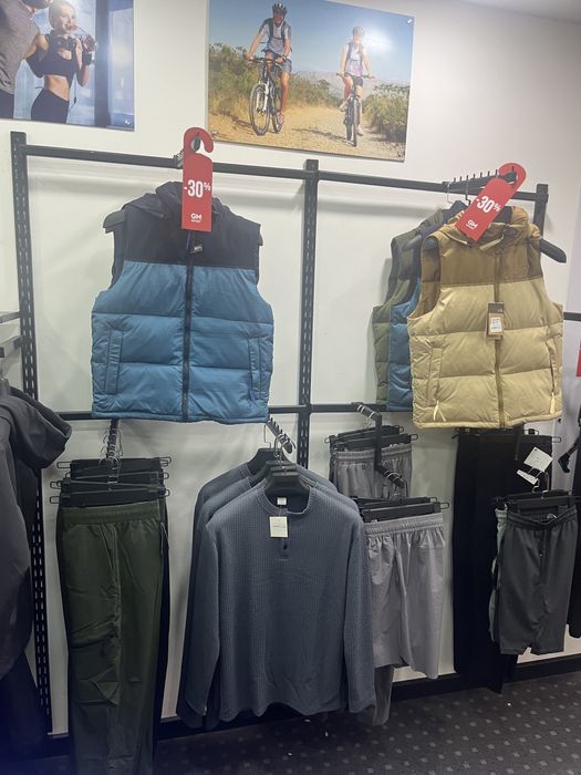 Рейлы, вешала настенные, полки