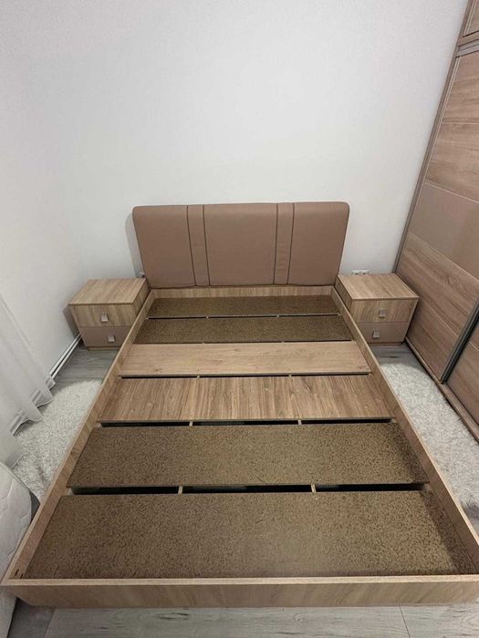 Pat dublu de vanzare