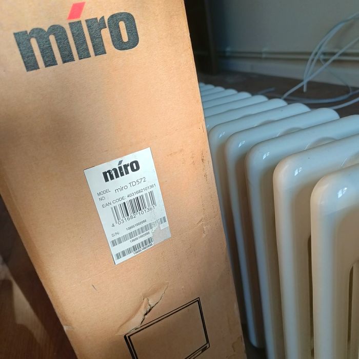 Monitor nou 17" Miro Germany