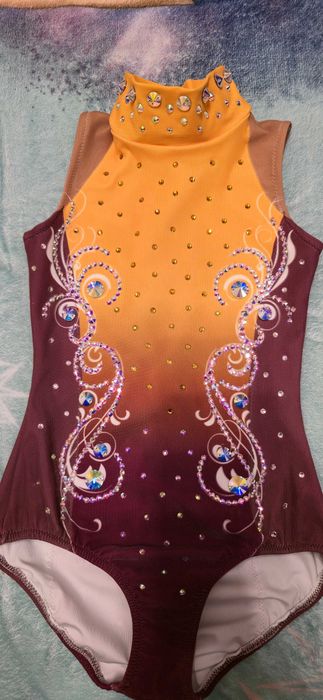 Трико художествена гимнастика