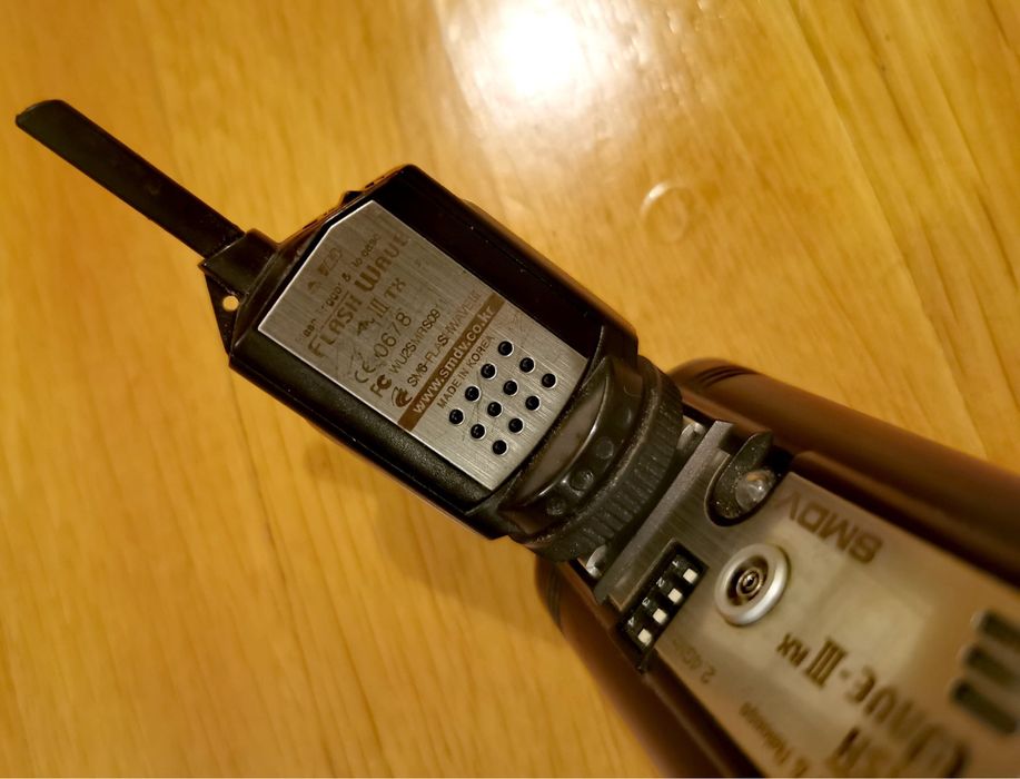 Спусък за светкавица SMDV FlashWave-III Комплект RX+TX 16 канала 200м.