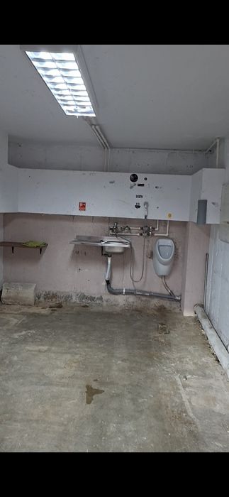 Închiriez garaj Drumul Taberei - zona Valea Argeșului