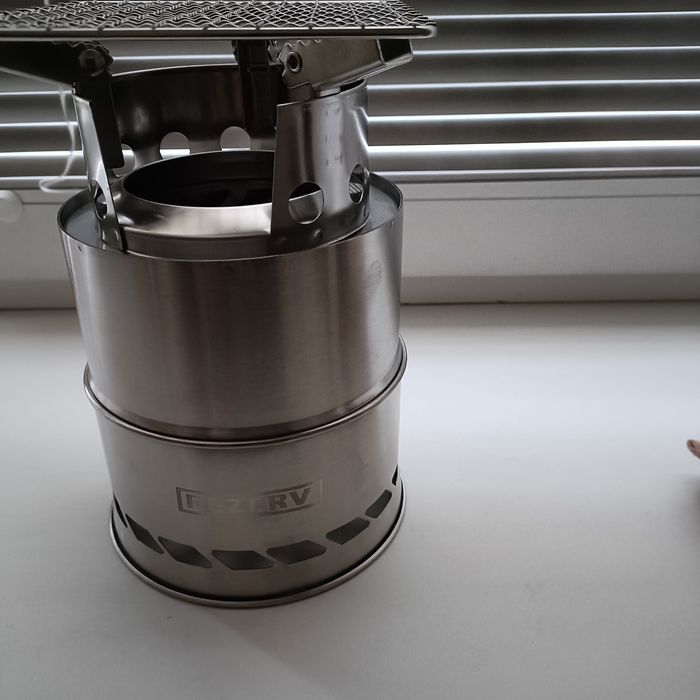 Продам печку щепочницу