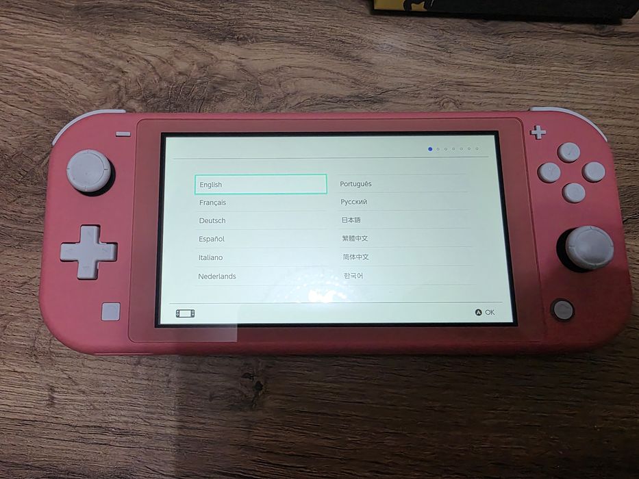 Игровая приставка Nintendo Switch Lite (не прошитая)