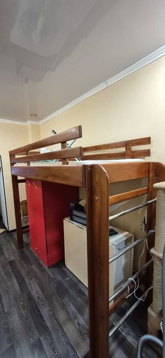 Продам кровать со шкафом
