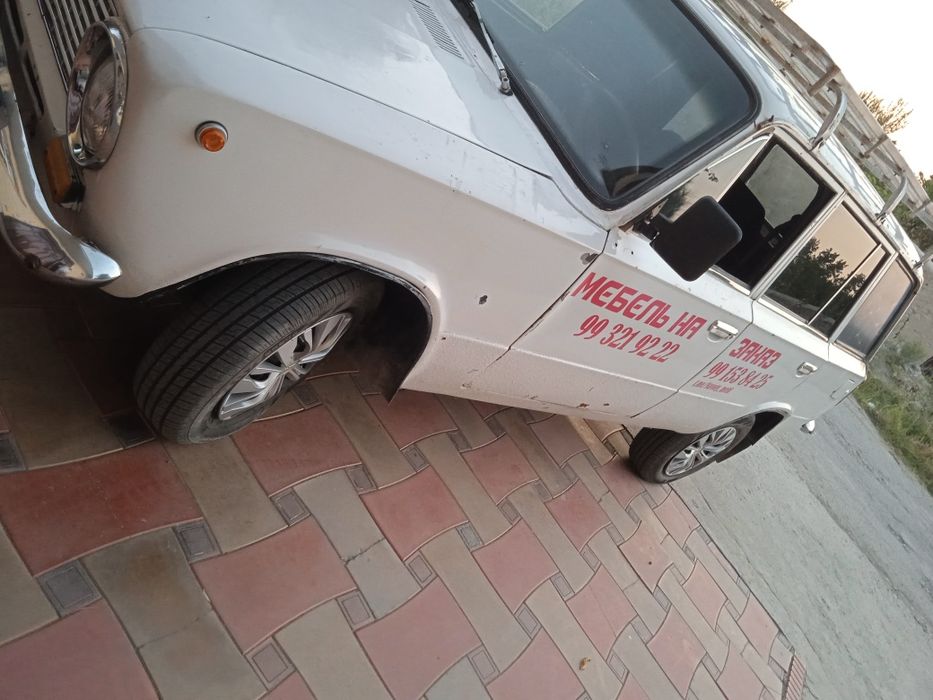 Juguli 2102 polna asvejet qilingan propan baloni bor. 4 ta  balon