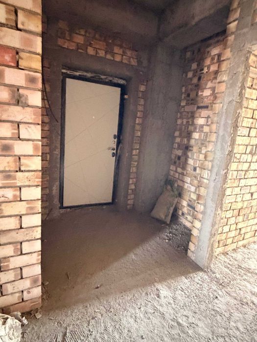 Неэ хаус Навастройка дуплекс 9-10кават кадастир мавжуд