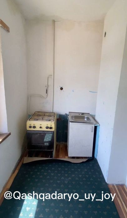 5.5 APTEKA orqasida dom ijaraga beriladi