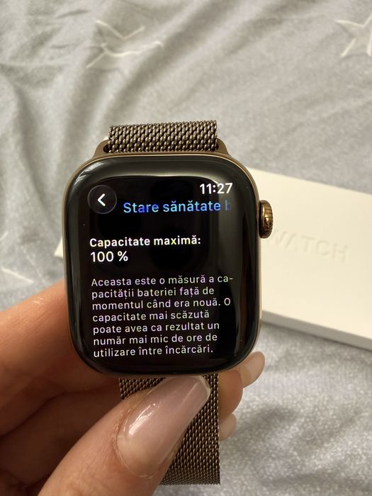 Apple Watch Seria 11 Gold Milanese