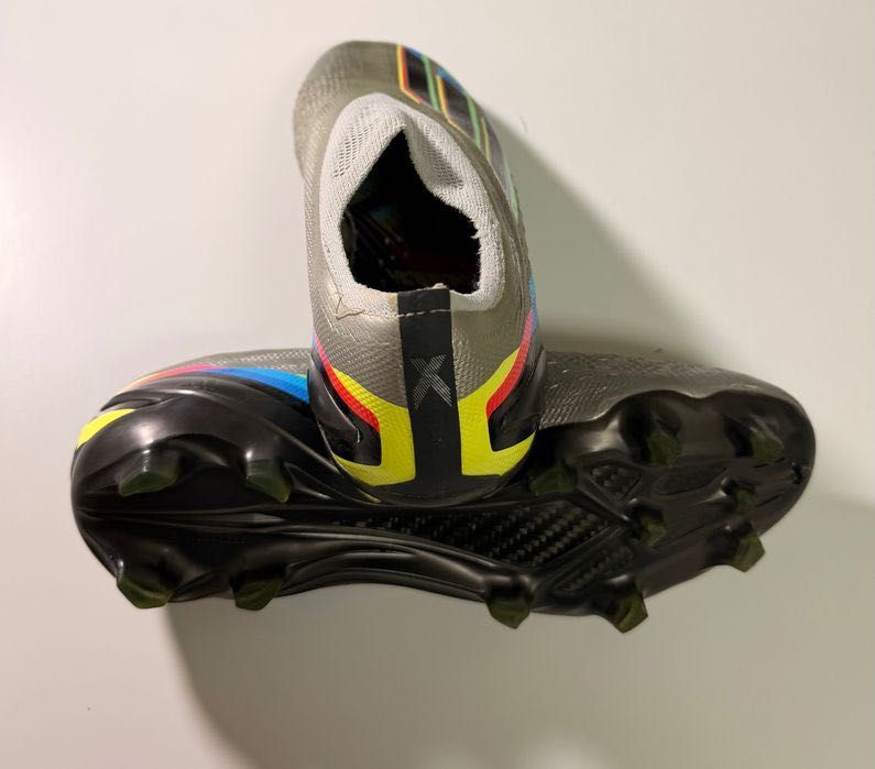 Футбольные бутсы “Adidas” (оригинал)