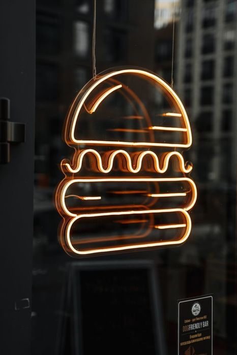 Reklama Bukava Neon Let