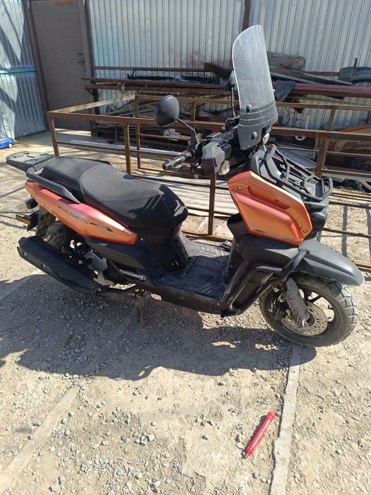 Продам скутер Танк