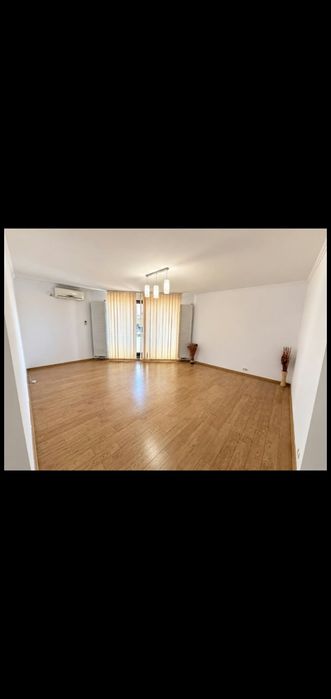 Apartament/Spațiu comercial