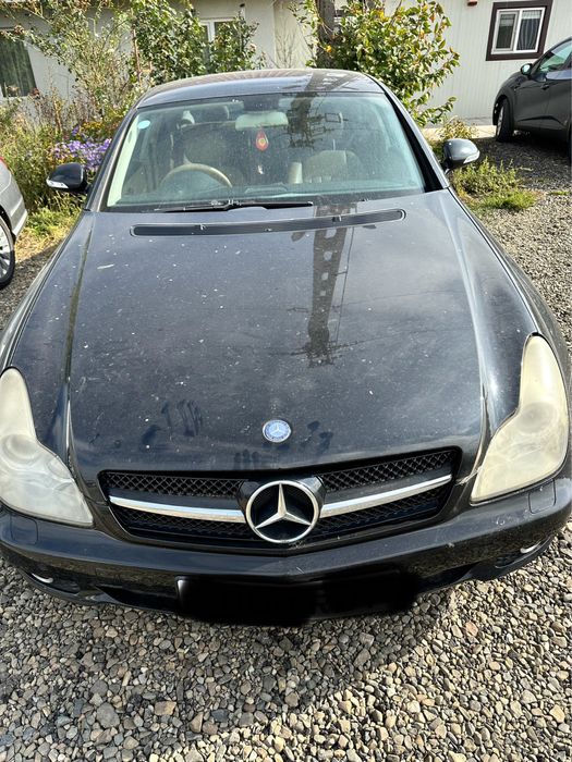 Dezmembrez mercedes cls amg din 2010