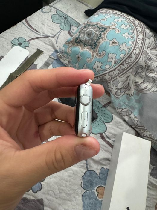 продам apple watch 3