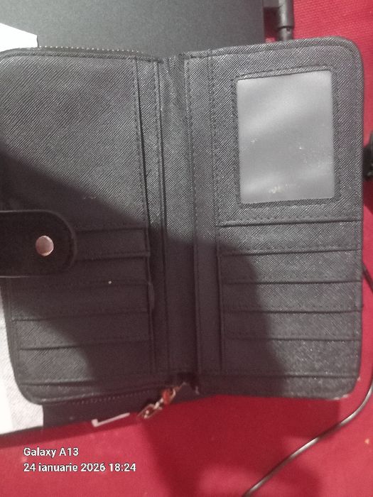 Vând portofel de damă