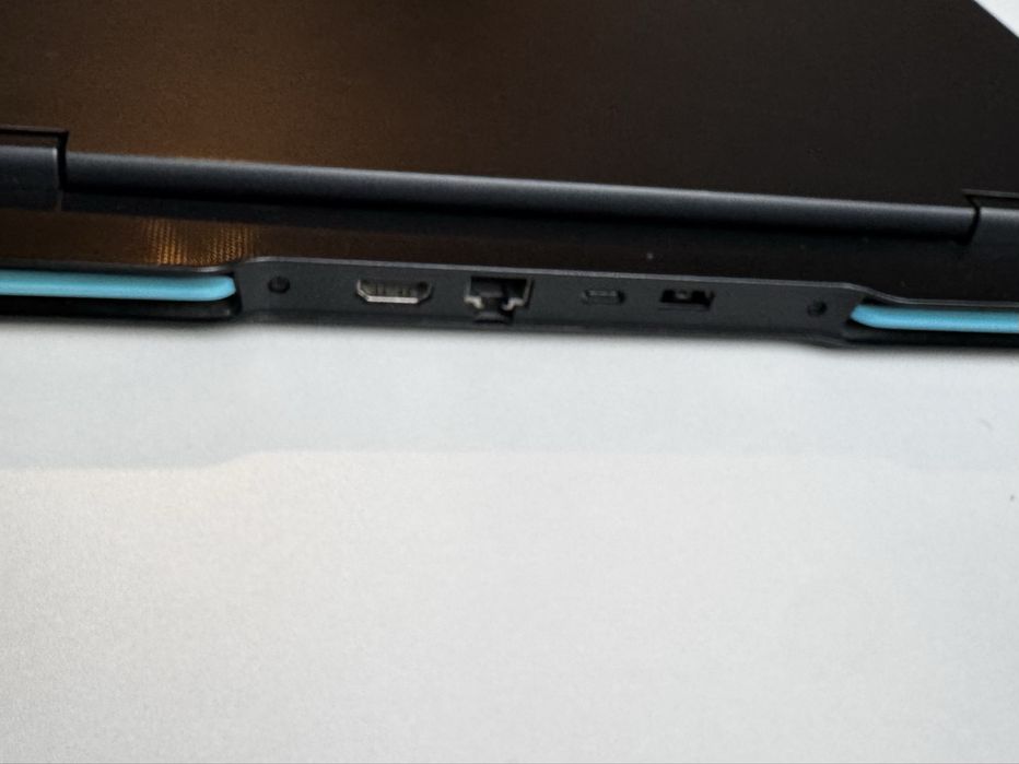 Laptop Lenovo 3050 TI Ryzen 5 6600H 16 GB Ram