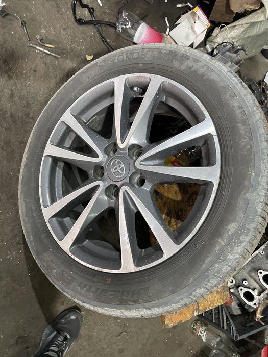 Резина с дисками тайота 17