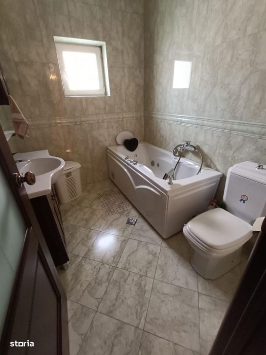 Apartament 3 camere / Prelungirea Ghencea/ metrou 10' / Centrala/ Parc
