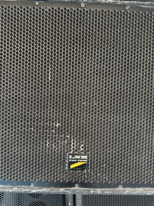 Музыкальная аппаратура и микшерный пульт