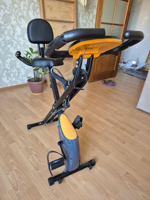 Тренажер велосипед Genau