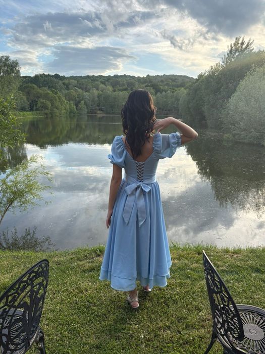 Rochie elegantă Ice blue, unicat, făcută pe comandă, cu corset – purtată o singură dată.