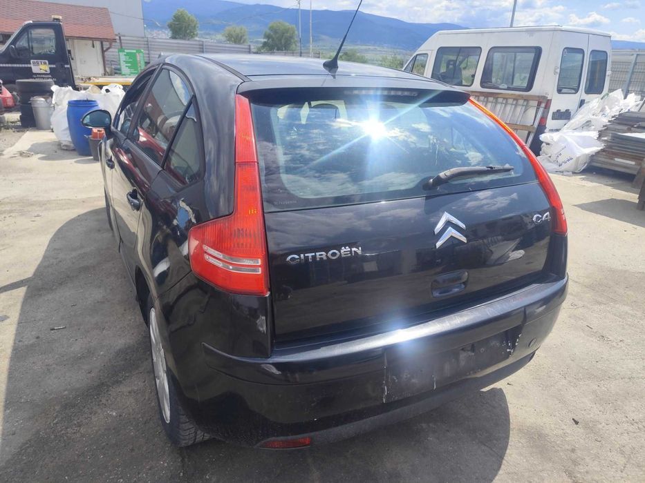 Citroen C4 1.6HDI - 109к.с - 2005г само на части