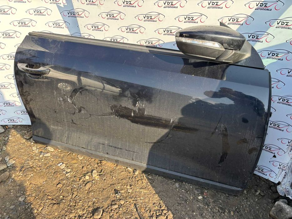 Usa stanga/dreapta Volkswagen Scirocco an 2009