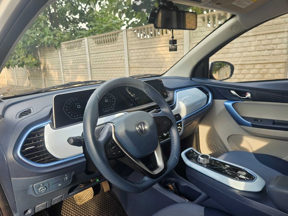 Changan BenBen E-Star 2023 в отличном состоянии