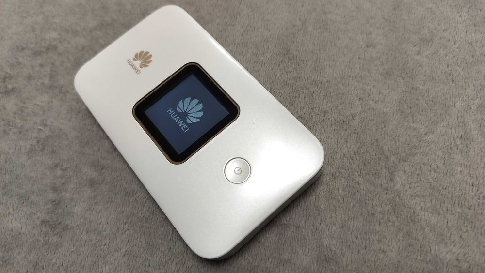 Router Portabil Huawei E5785-92c 4G LTE Cat6 Mobile Router Pocket WIFI