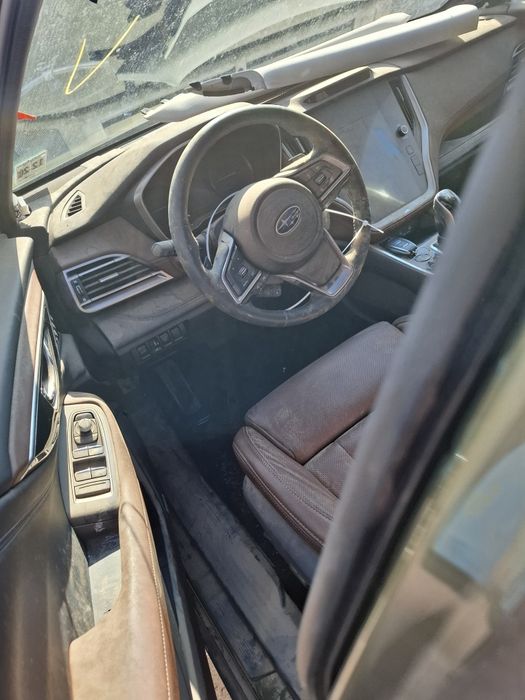 Субару Аутбек на части