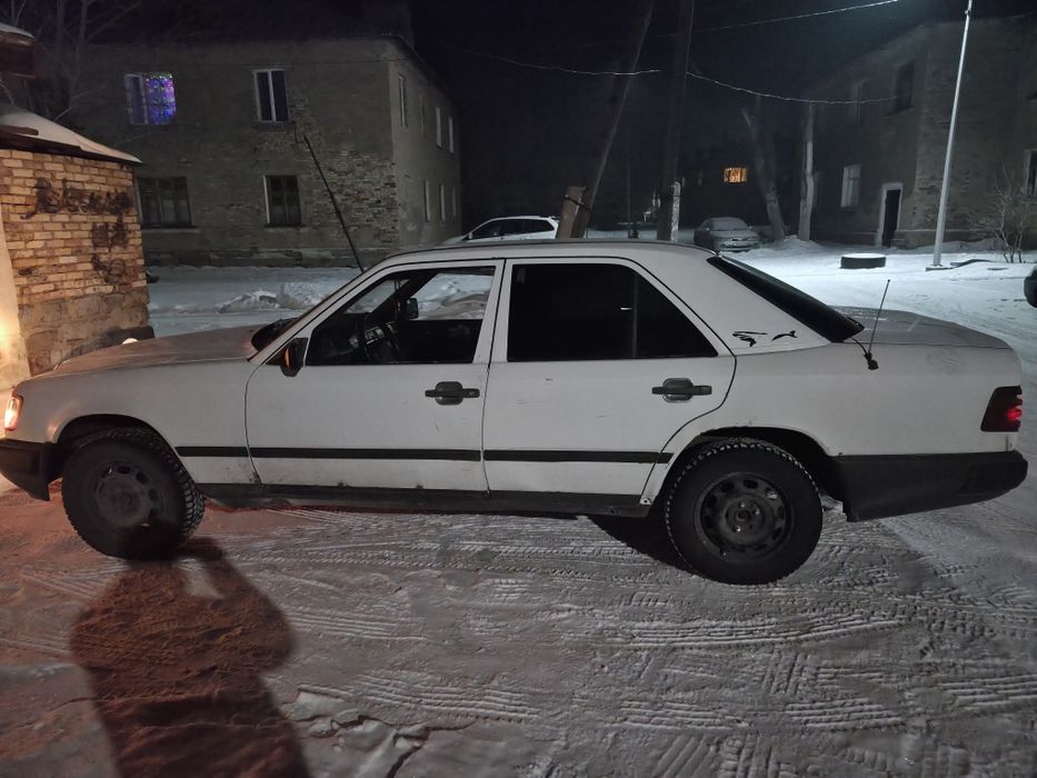 Продам мерседес 124