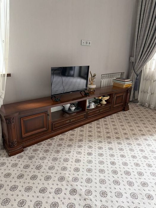 Мебель для гостиный или комнатный