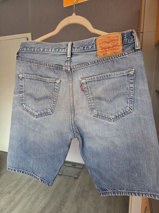 Дънкови къси панталони Levi's 501 (размер 32)
