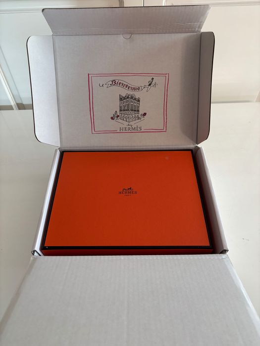 Papuci Hermes Noi , 100% Piele Naturală , Full Box, Mărimi 35/41 !!!