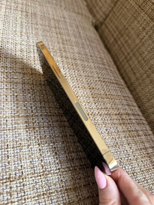 Айфон 12 про макс на 256 г