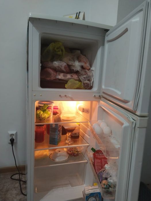 Срочно продам холодильник
