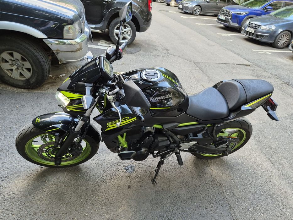 Motocicleta Kawasaki Z650 A2 Bucuresti Sectorul 6 • OLX.ro