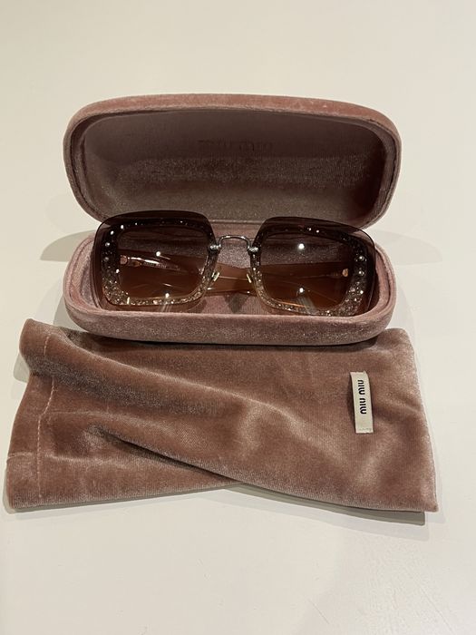 Слънчеви очила Miu Miu