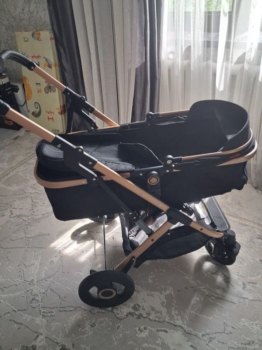 Детская коляска.