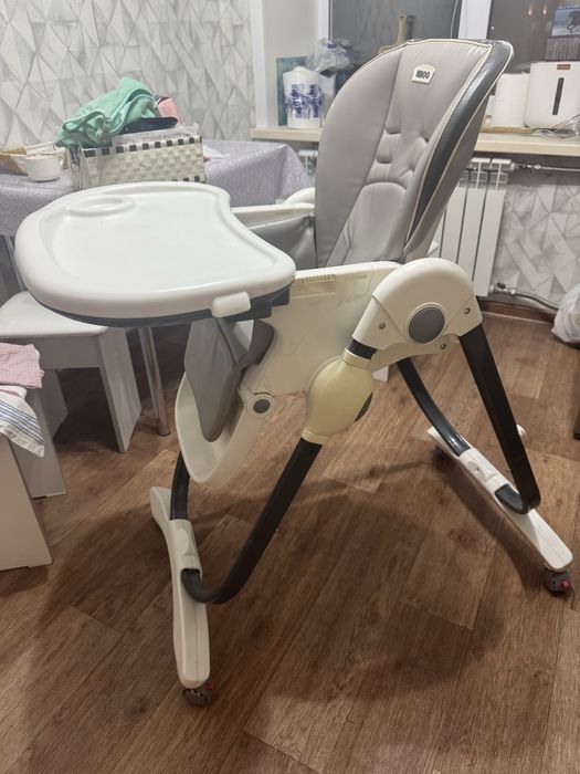 Продам стульчик для кормления