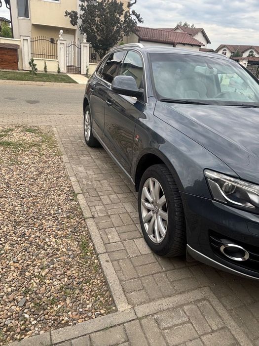 Audi Q5 (2009) – 7.700 € | Trapă, Piele Bej | Distribuție NOUĂ