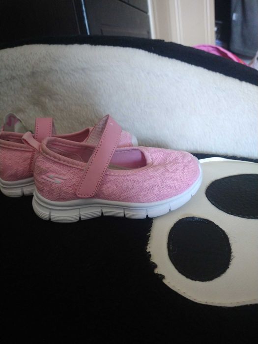 Обувь на девочку