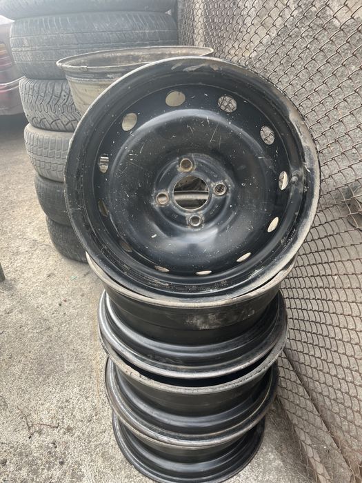 Продам диски штампы и титаны