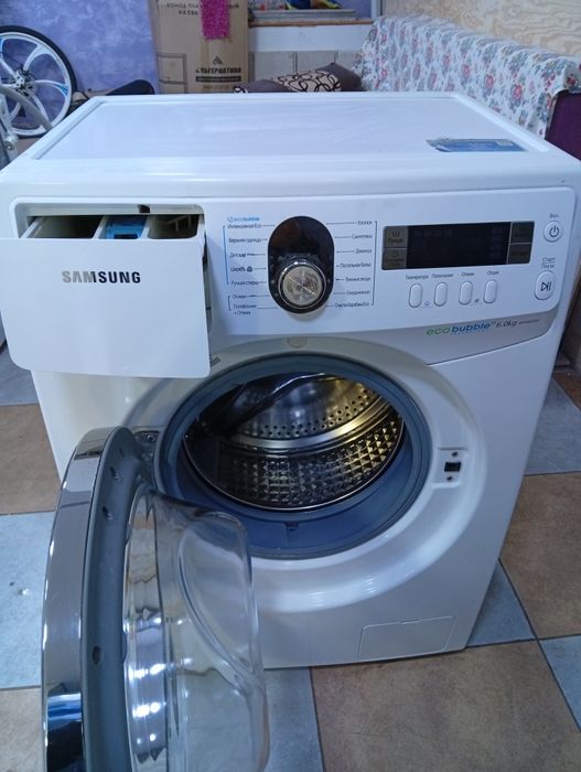 Продам стиральную машинку
