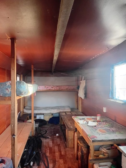 Продам   бутка  на колесах