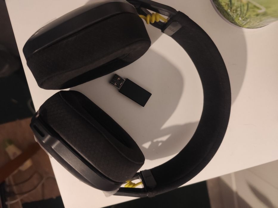 Căști Beats studio pro și Logitech G435