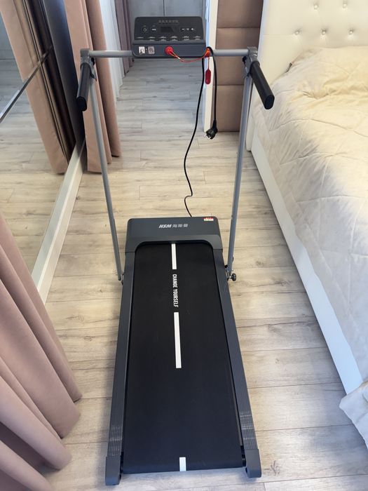 Беговая дорожка новая