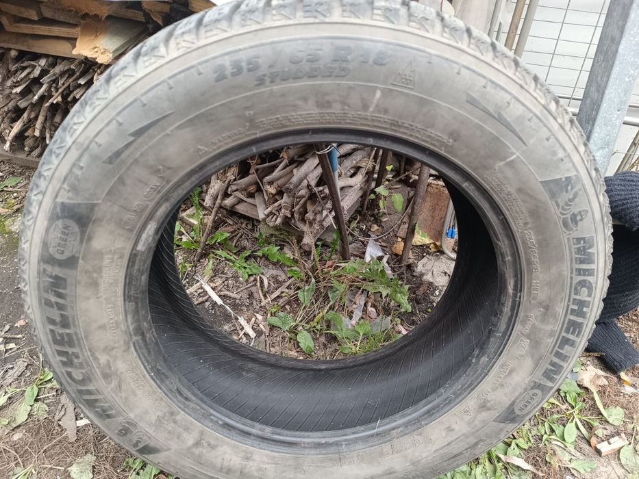 Продам зимнюю резину