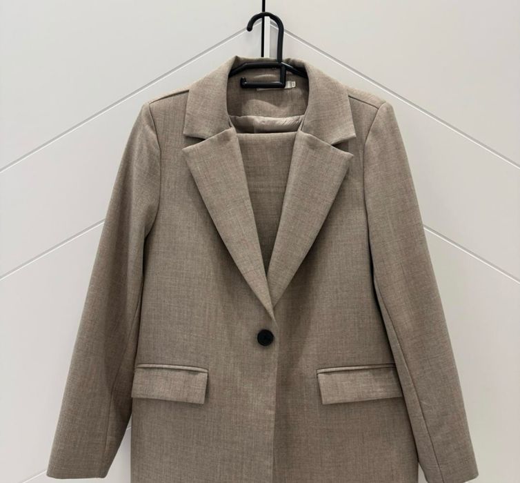 Косюмы б/у в хорошем состояний